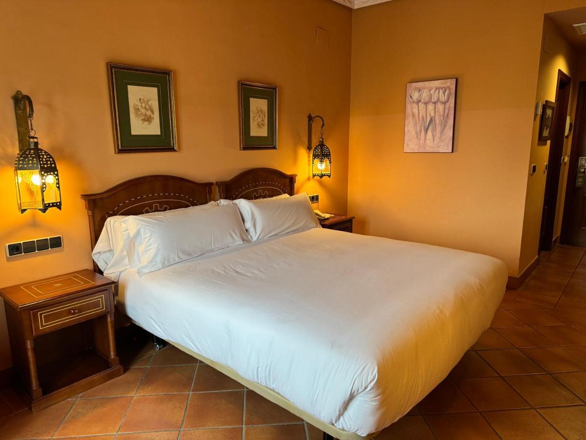 Moon Dreams El Cortijo Hotel Matalascanas Exterior photo